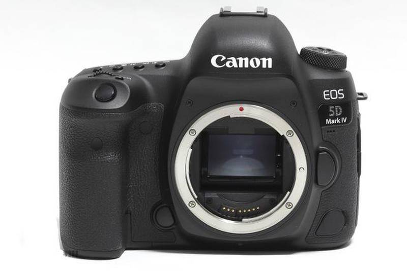 This Canon EOS 5D Mark IV camera, body only, isn't cheap at Dh8,029, but the list price is Dh13,599, so you're saving 41%. There is currently limited stock. 